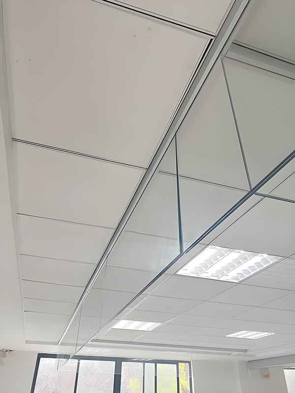 宁陕玻璃宁陕挡烟垂壁