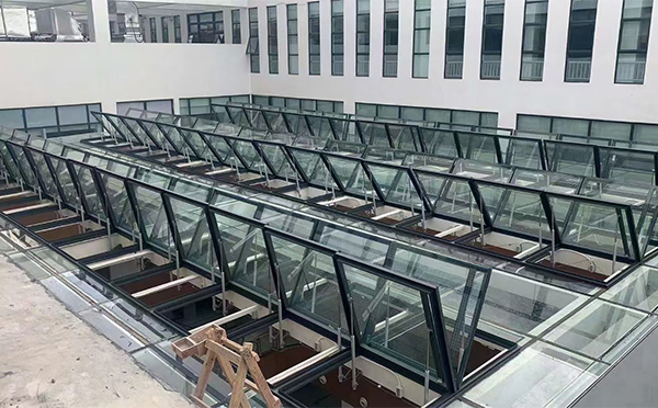 百安科技有限公司近期宁陕排烟窗项目案例分享 百安科技有限公司近期宁陕排烟窗项目案例分享